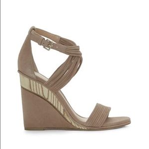 VC John Camuto Maddox Size 8